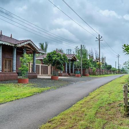 The Kerala Village, Shahapur Shenwa エクステリア 写真